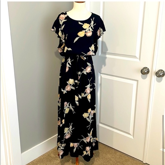 Christy Dawn Quinn Night Tulip Flora Tie Waist Maxi Dress - Picture 5 of 12